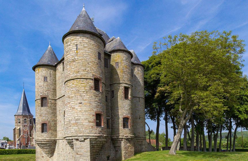 The romantic Donjon de Bours keep near Domaine de Fresnoy